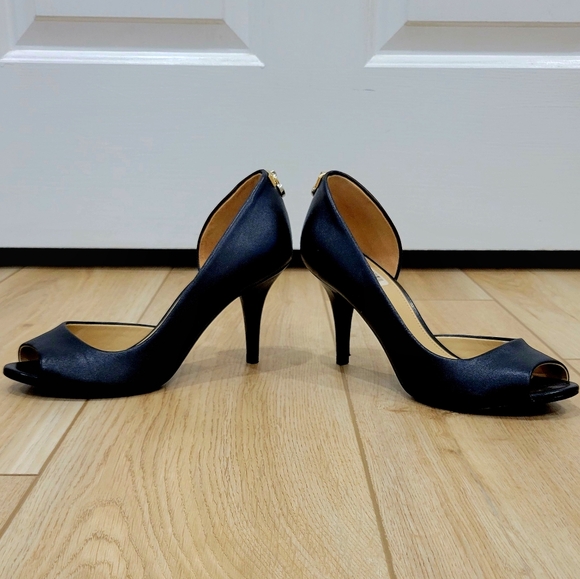 Michael Kors Hamilton Open Toe Flex Leather Black Pumps - Picture 1 of 5